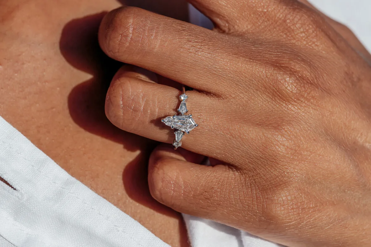 kite shape ER 1200-1