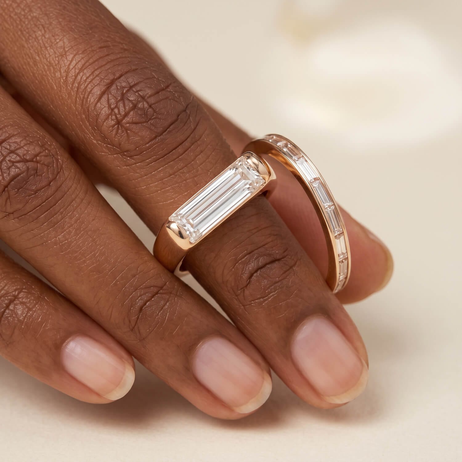Minimalist 2 ct baguette-cut natural diamond solitaire
